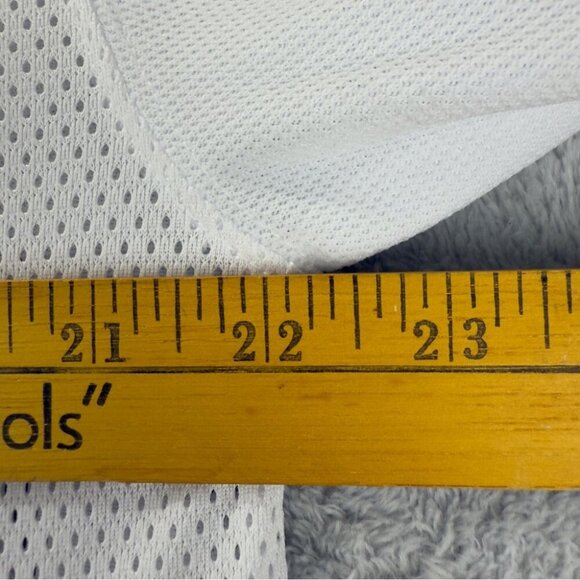 Winnipeg Jets NWT Men's Size 50 US Patrik Laine Adidas Authentic Jersey w/Flaw - Picture 10 of 16